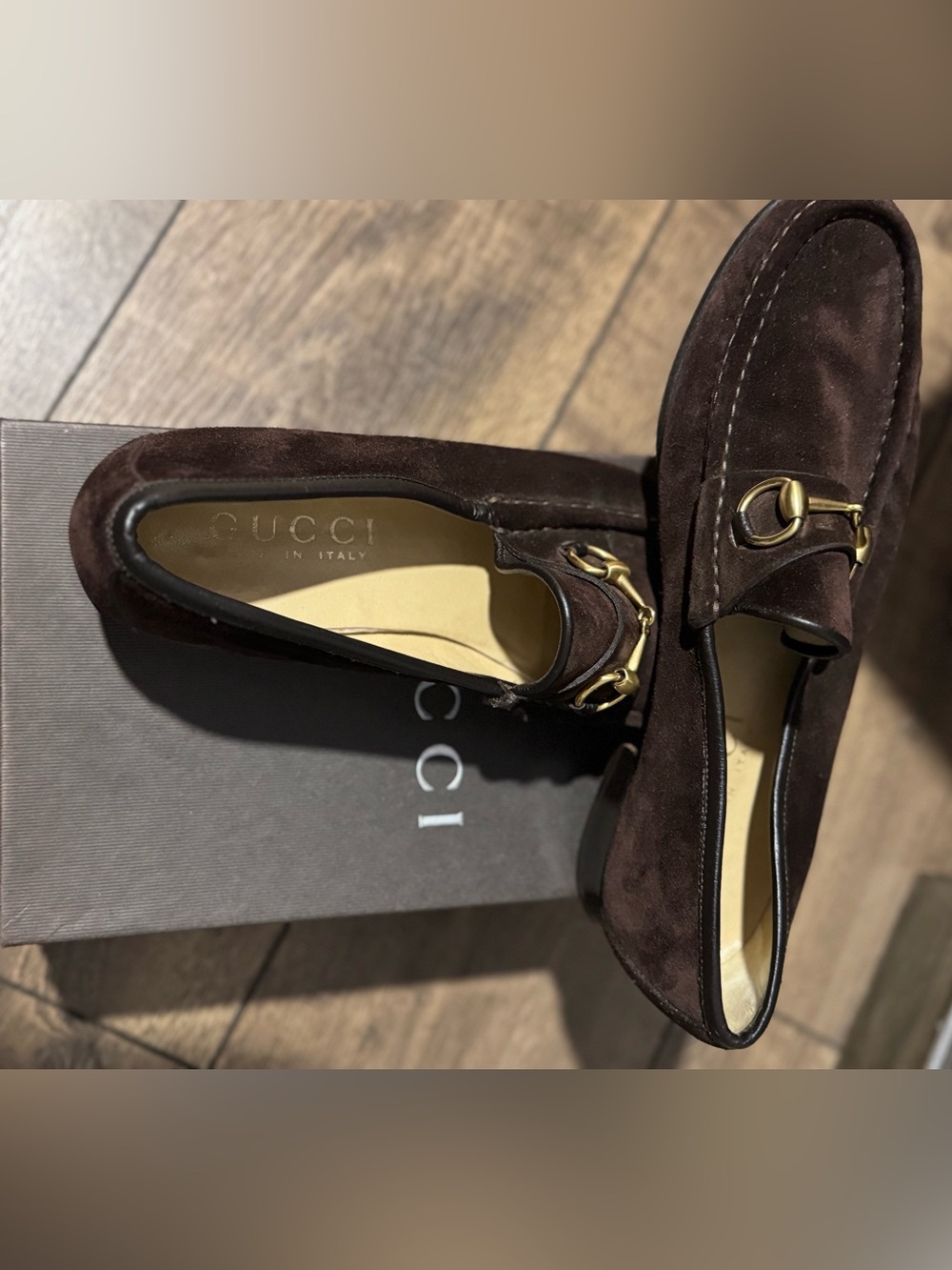 Gucci Men’s Dark Brown Suede Horsebit Loafers
With Box and dust bags pre-owned - Picture 5 of 6